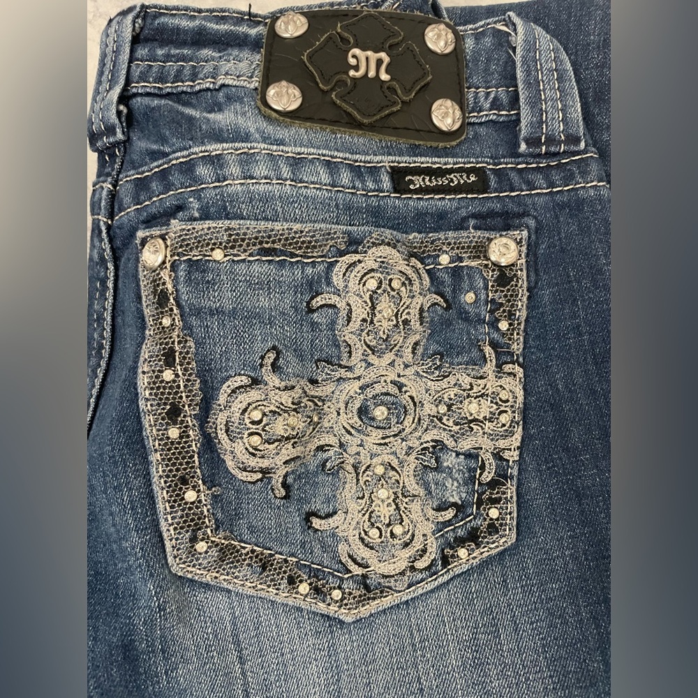 Miss Me Bootcut Jeans Size 28
